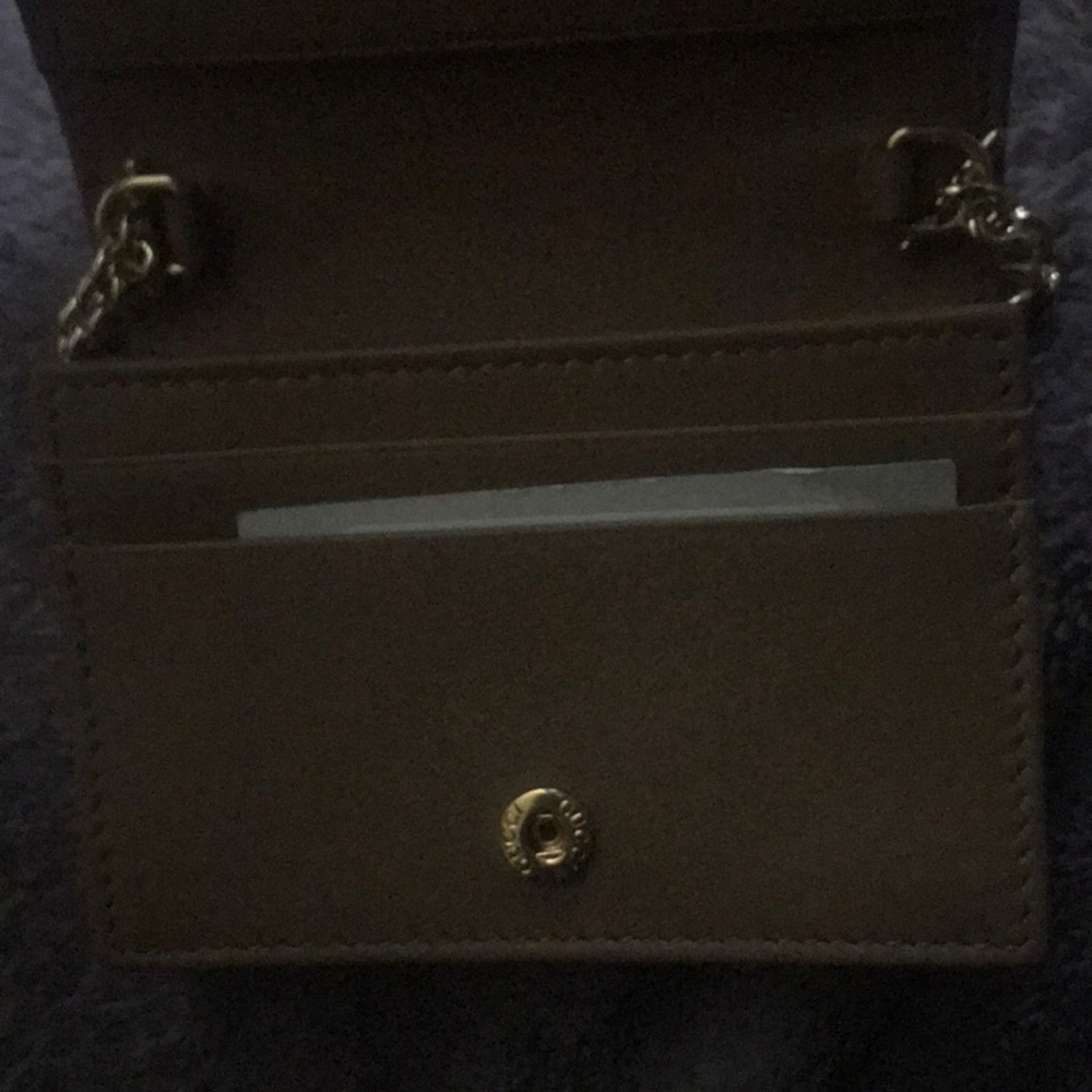 A tan mini handbag! - Picture 5 of 6